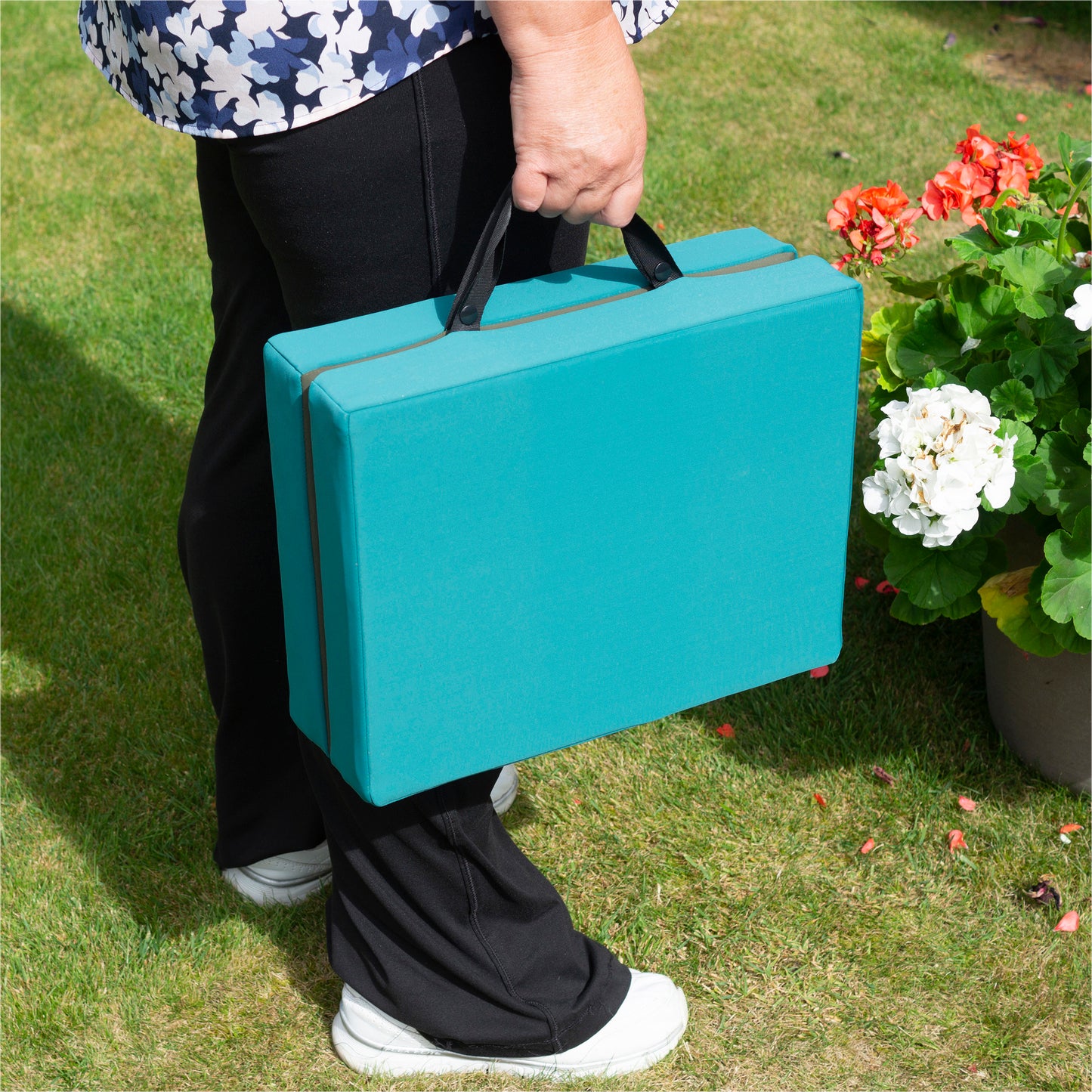 Water Resistant Memory Foam Folding Kneeler Cushion