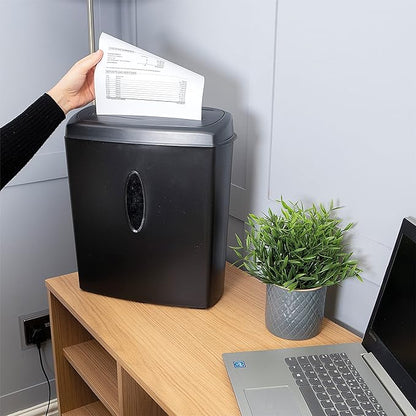 10 Sheet Crosscut Paper, Credit Card and CD Shredder with 15L Basket and Viewing Window